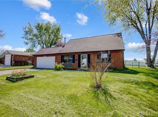 554 Georgia Dr, Xenia, OH 45385