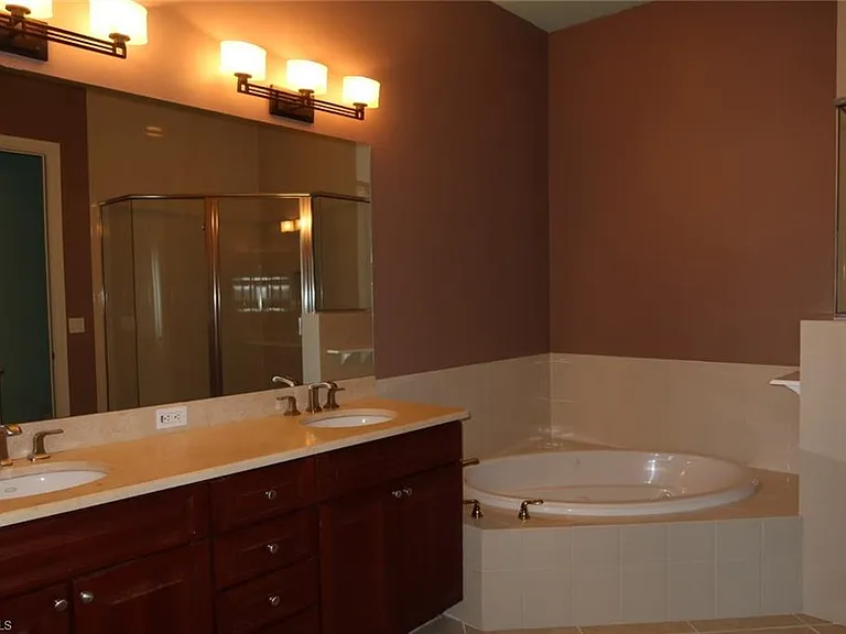 7168 Lemuria Cir #1701 — Photo 22