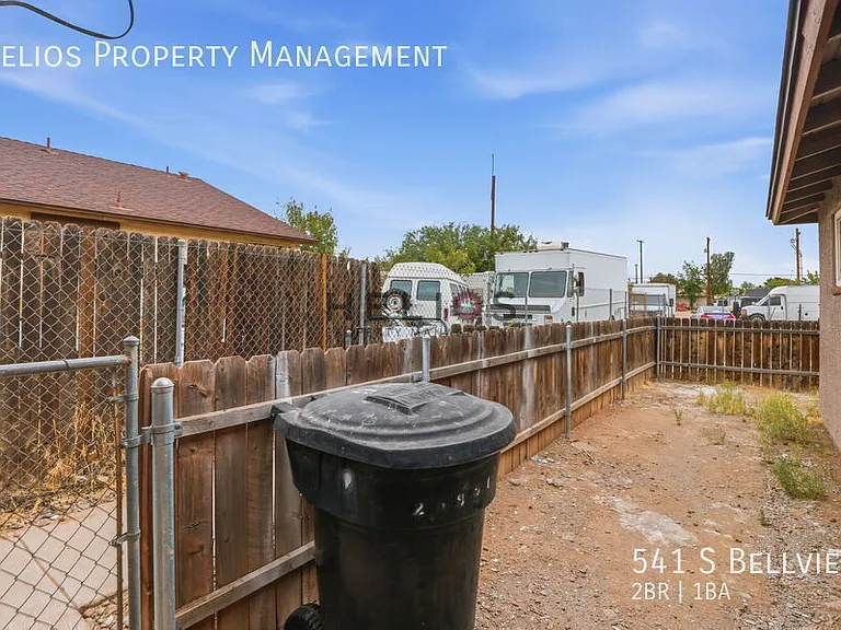 541 S Bellview — Photo 15