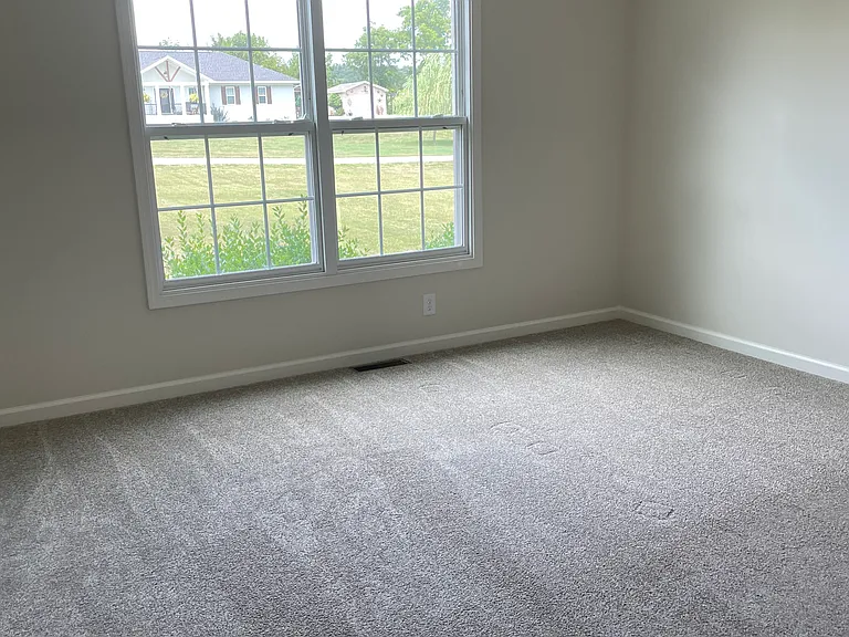 384 Johnson Dr — Photo 5