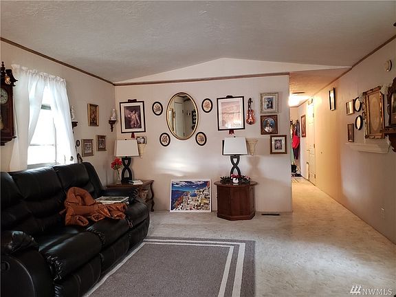 5th image of 1205 Marion St Spc 7
