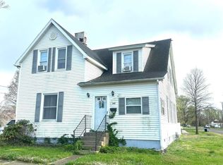 547 W 2nd St, Centralia, IL