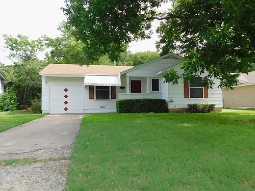 806 Cordell St Photo 1
