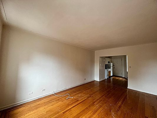 4th image of 111-56 76th Dr #C7