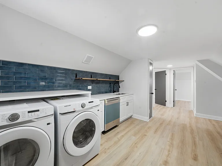 6640 W Foster Ave #2 — Photo 3