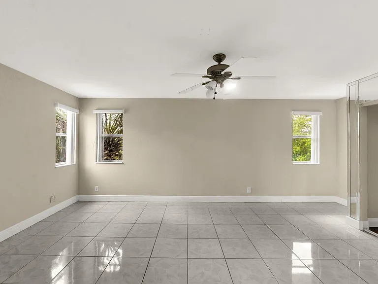 4295 Coral Springs Dr #3C — Photo 8