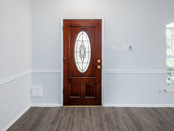5th image of 1241 El Camino Village Dr