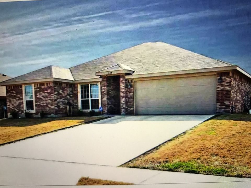 1st image of 1603 Lindsey Dr
