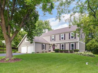 3201 Jasmine Ct, Crystal Lake, IL 60012