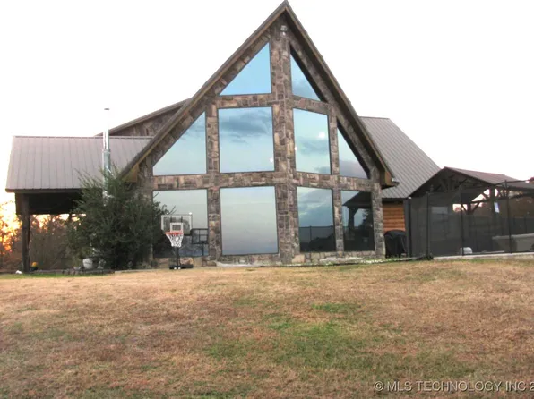 941 N 4420th Rd, Valliant, OK 74764