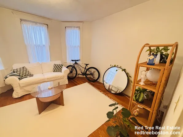 15 Scottfield Rd, Boston, MA