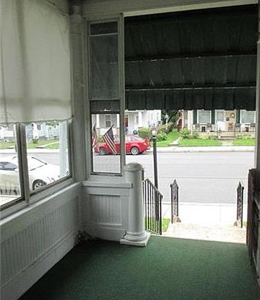 5th image of 49 N Lehigh Ave