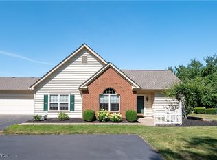 226 Village Ct, Columbiana, OH 44408