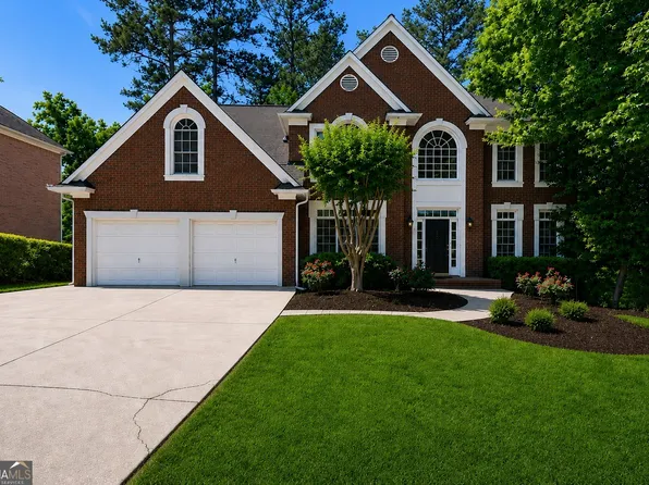 2046 Kinsmon Dr, Marietta, GA 30062