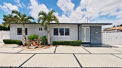 3030 SW 96th Ave Photo 1