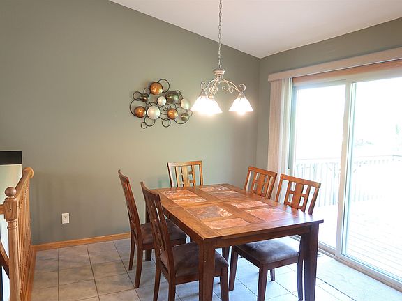 5th image of 350 Kelvington Dr