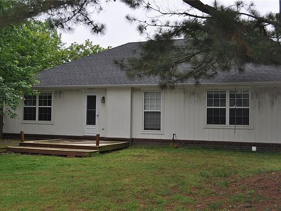 3rd image of 508 Katie Ln