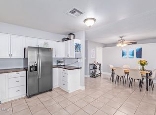 5532 W Golden Ln, Glendale, AZ 85302