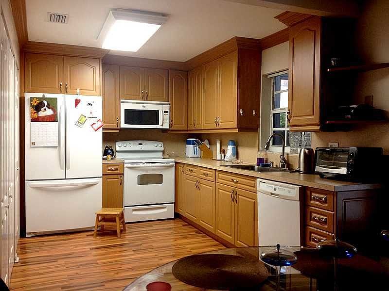 2nd image of 8080 SW 20th Pl