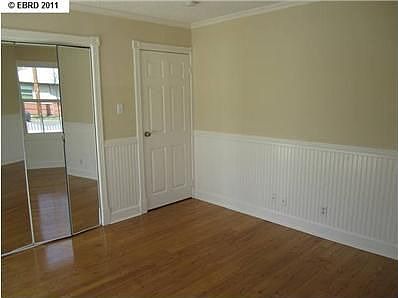 5th image of 2756 Bautista St