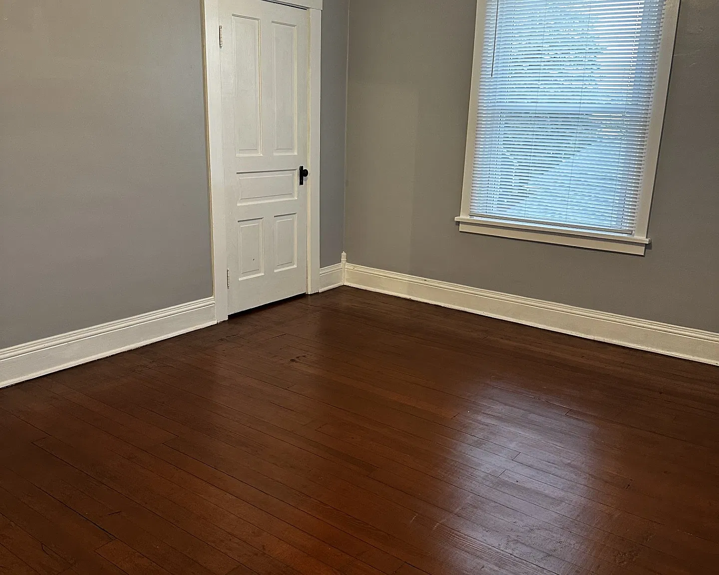 2 bed, 1100 sqft, $895 — Photo 4