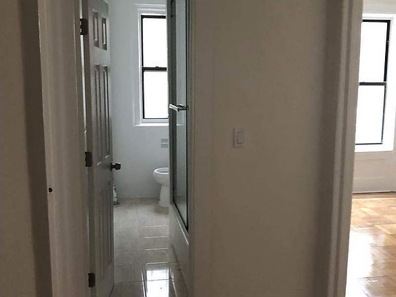 2nd image of 603 Academy St APT 2A