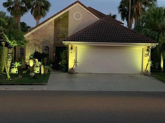 3rd image of 813 Cimarron Dr