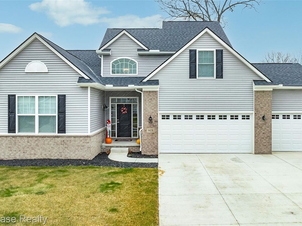 1st image of 915 Preserve Ln