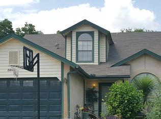 5943 Catalina Sunrise Dr, San Antonio, TX 78244