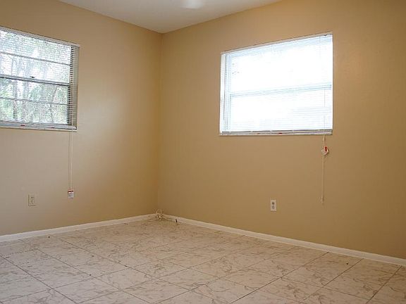 5th image of 15436 Verona Ave APT B
