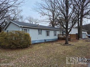 210 Elry Aly, Mill Hall, PA 17751