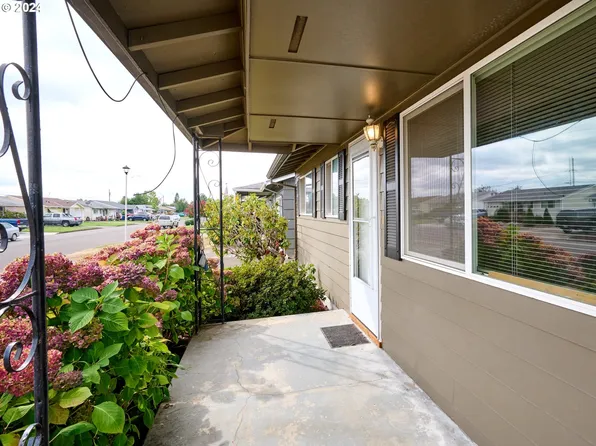 1629 Quinn Rd, Woodburn, OR 97071