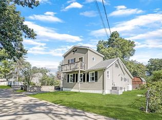 14 Castle St, Southwick, MA 01077
