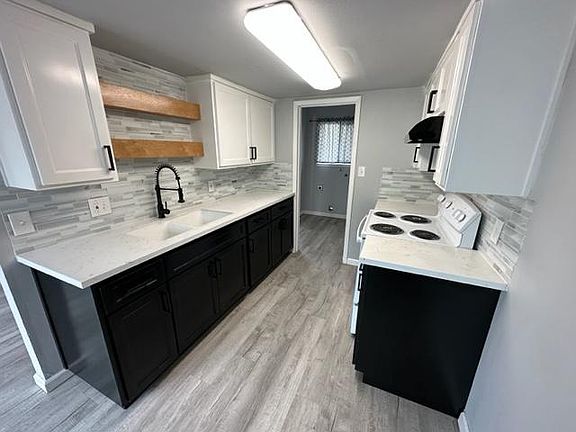 2nd image of 4811 N Winery Cir APT 119