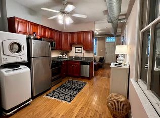2051 W Division St APT 3R, Chicago, IL 60622