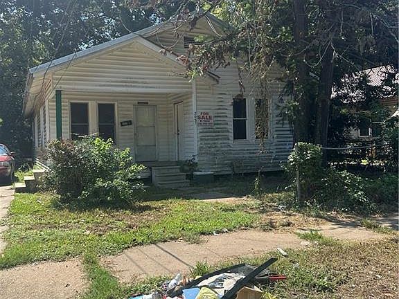 5th image of 2037 Levin St