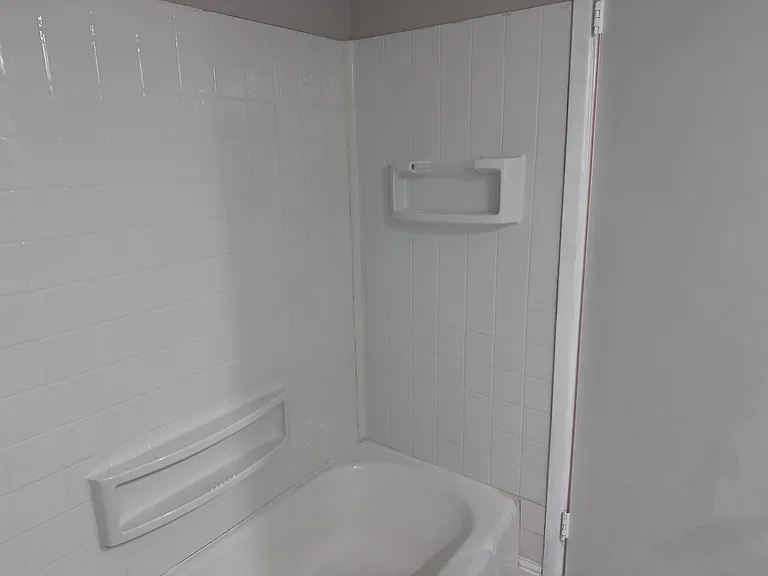 2118 Westbrook Ave — Photo 16
