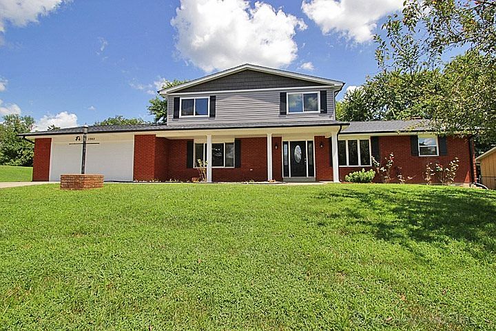 1st image of 1562 Briarcliff Dr