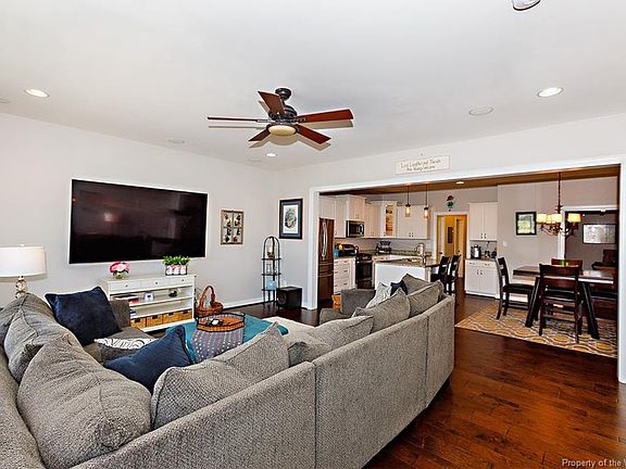 5th image of 4221 Greenview