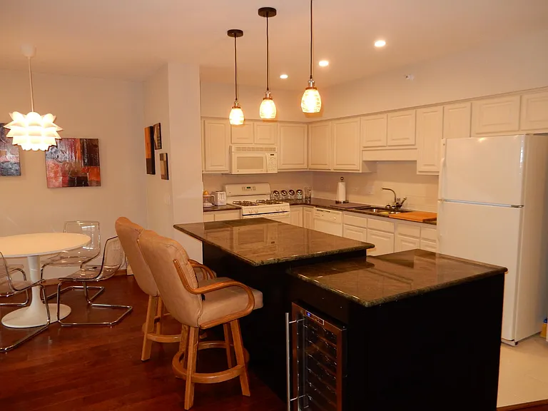770 Pearson St #802 — Photo 9
