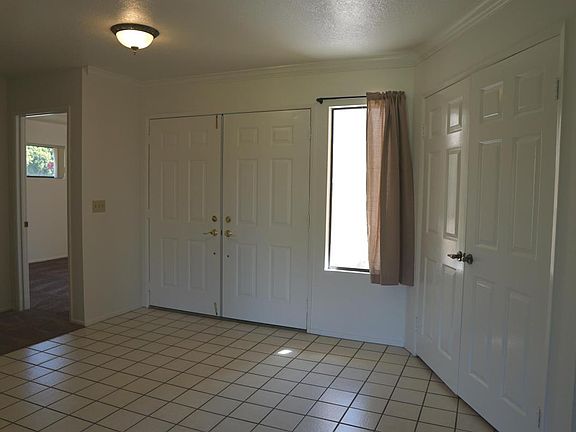 3rd image of 79030 Bayside Ct