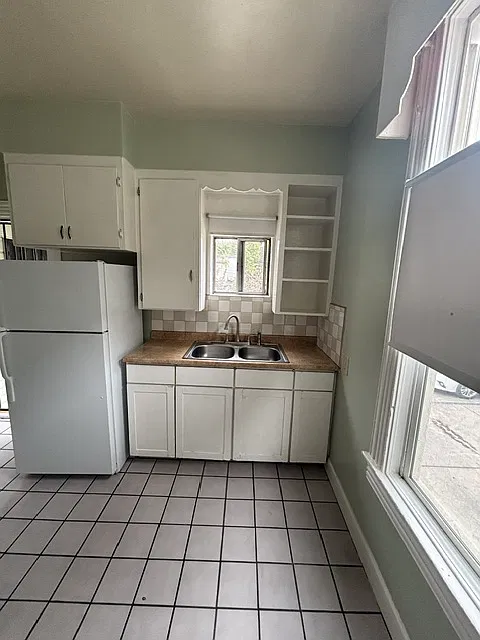 3 bed, 1193 sqft, $1,750 — Photo 4