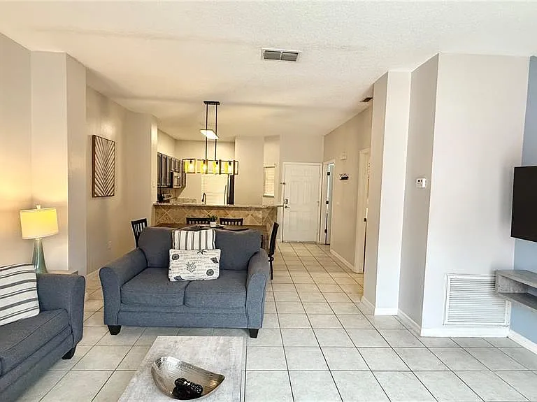 8517 Bay Lilly Loop — Photo 8