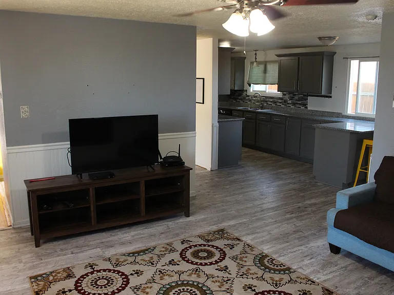 2229 Moccassin Dr — Photo 1