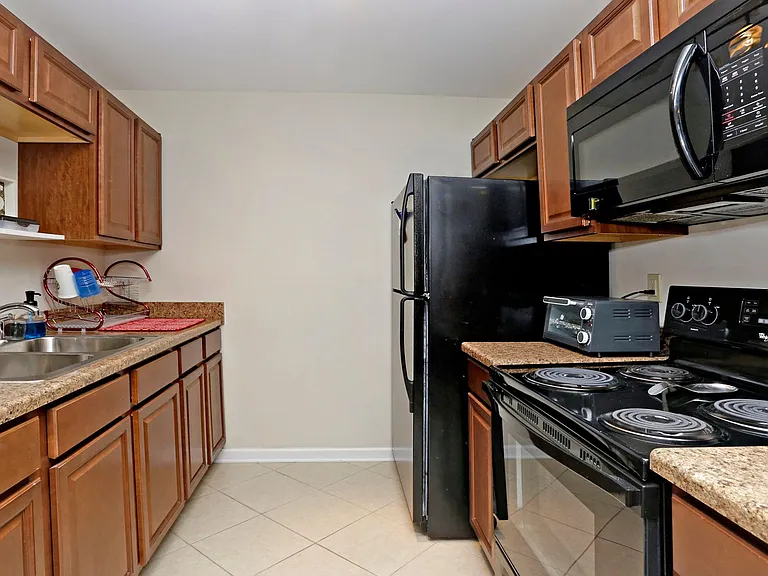 165 Virginia Ave — Photo 6