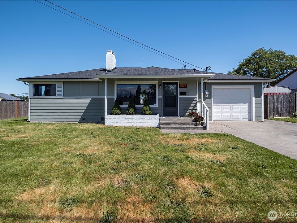 1st image of 576 SE 5th Avenue