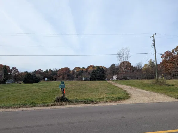 16189 Larsen Ave, Gowen, MI 49326