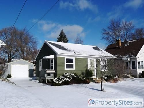 3rd image of 143 Lawrence St NE