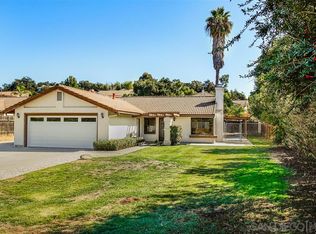 10381 Oak Ranch Way, Escondido, CA 92026