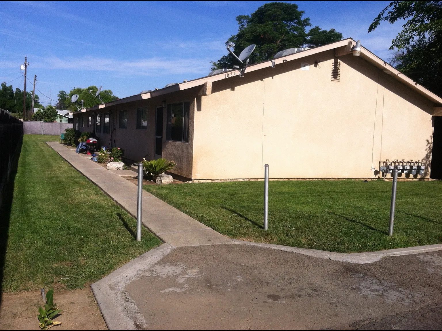 2 bed, 720 sqft, $1,275 — Photo 2